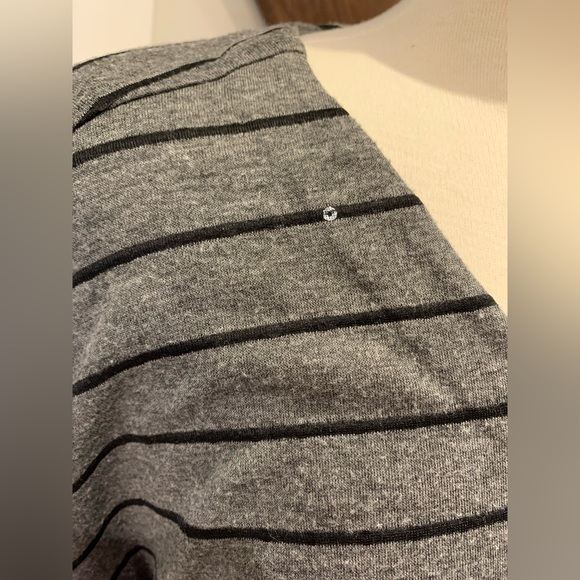 Loft top, size Med. - Picture 3 of 9